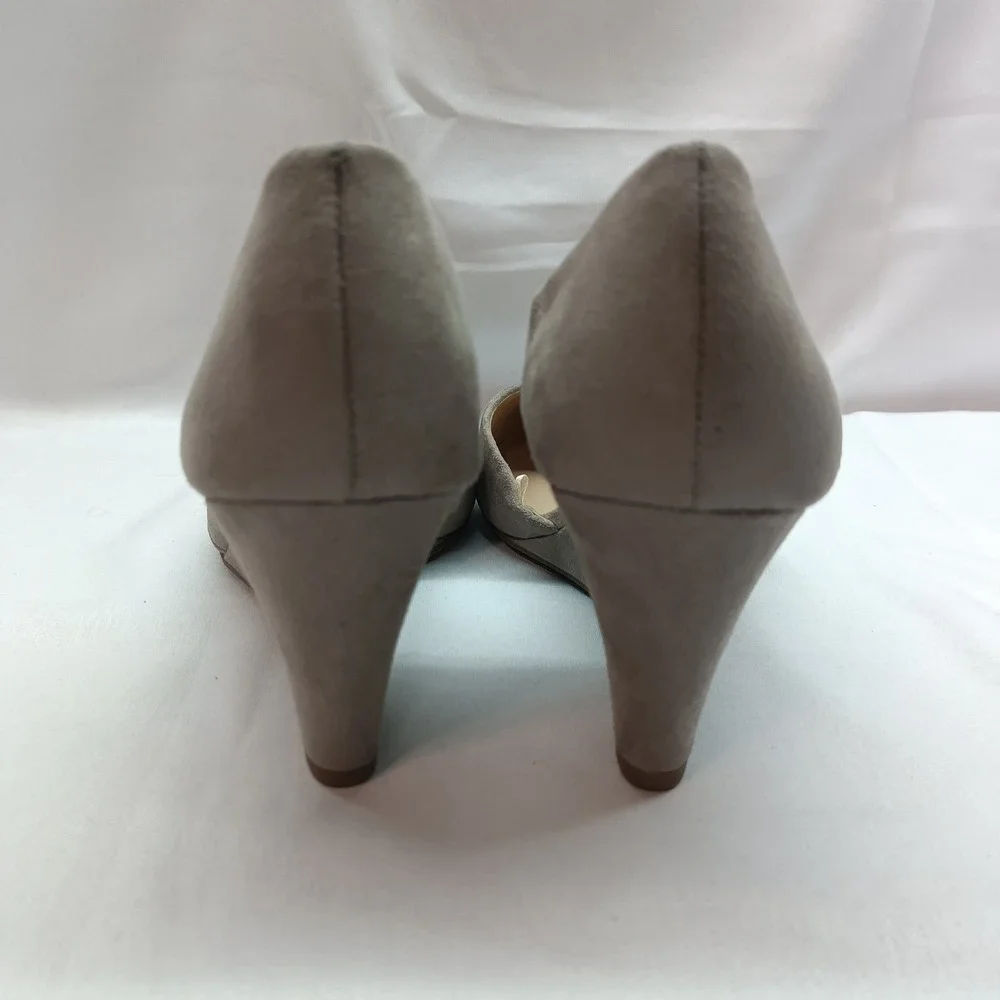 Franco Sarto Fayrah Taupe Grey Suede Wedge Pumps d'Orsay Pointed Toe Shoes 7.5M